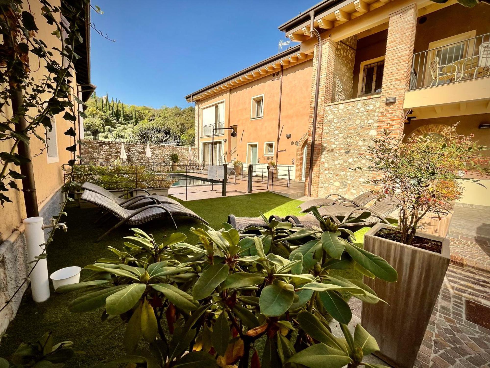 Villa Fontanelle Gardapartments Polpenazze del Garda Exteriér fotografie