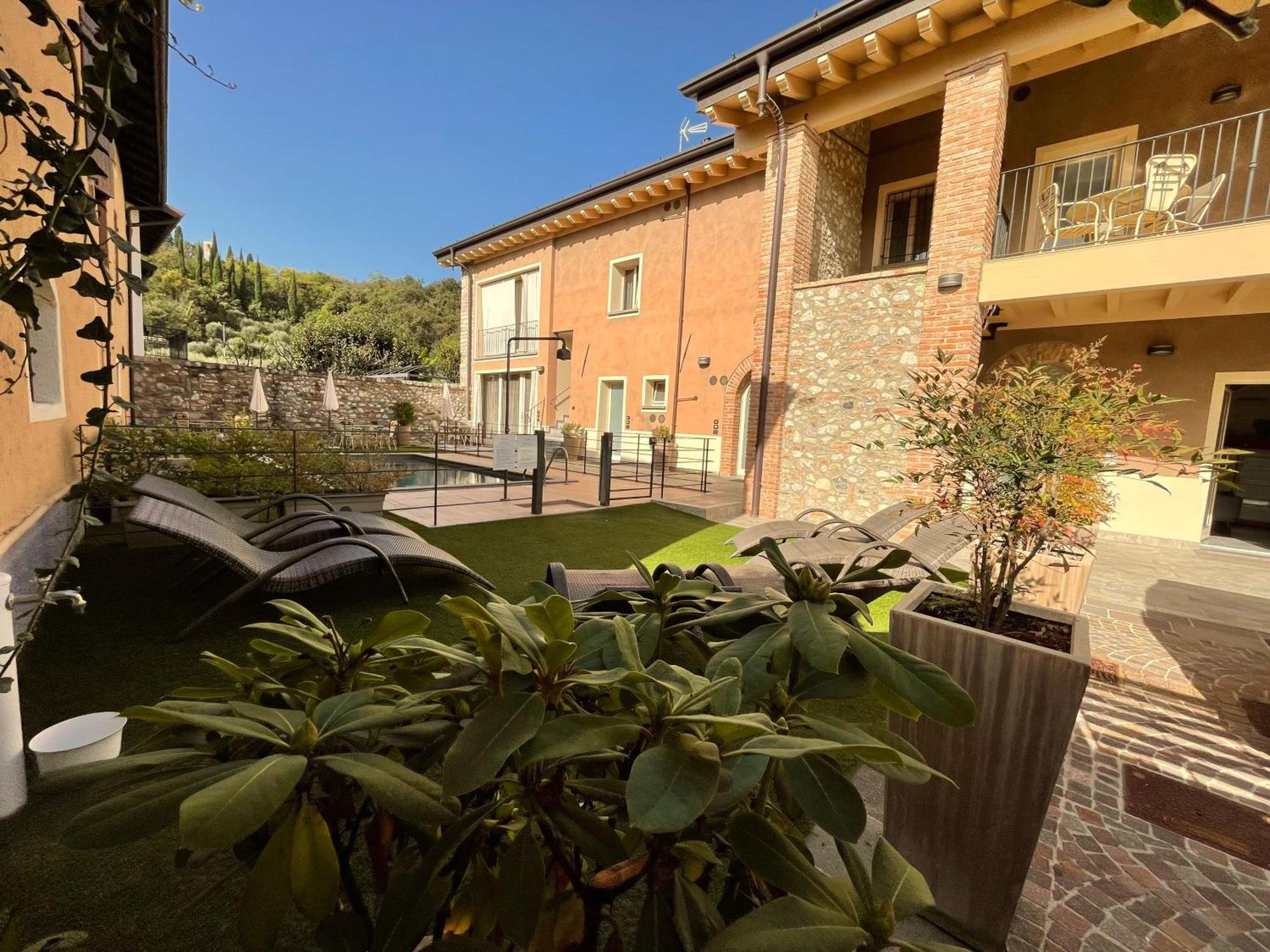 Villa Fontanelle Gardapartments Polpenazze del Garda Exteriér fotografie